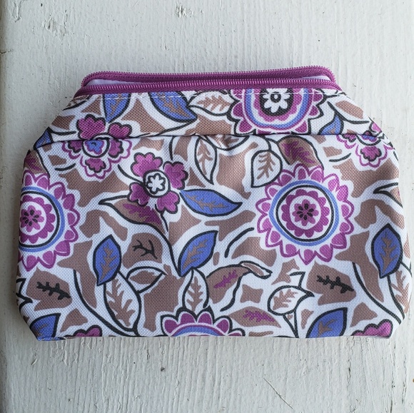 Estee Lauder 🖤 Bundle - Picture 6 of 7